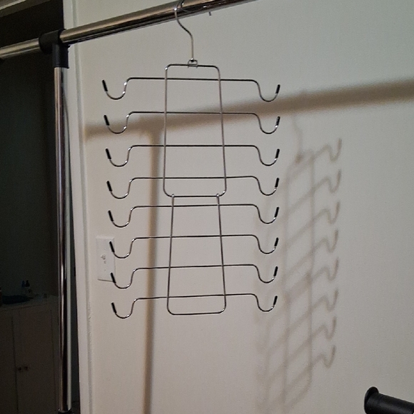Mainstays Other - Mainstays Metal Space-saving Tank Top and Bra Hanger